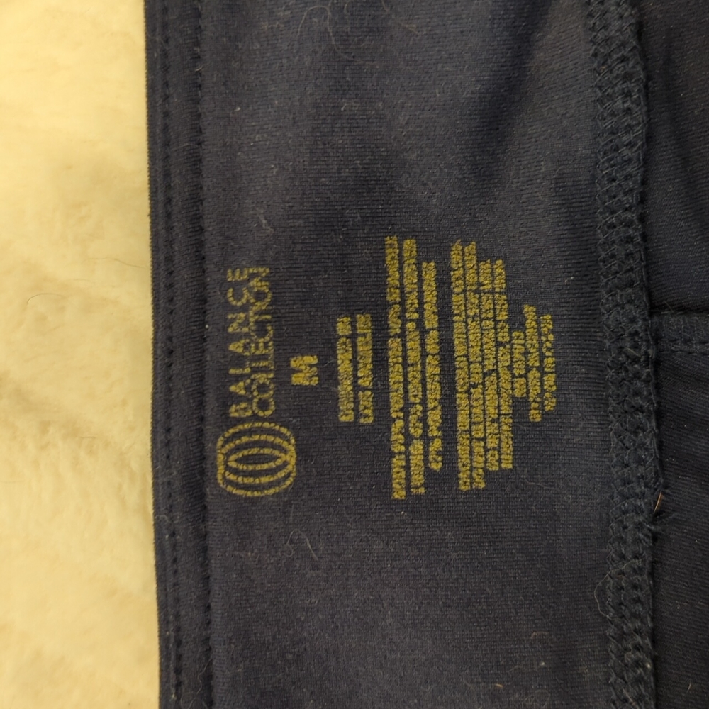 Balance Collection Women's Capri Yoga Pants - Picture 6 of 7